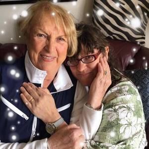 Meet your Posher, Angela